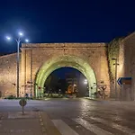 Cozy Luxury Apartment In The Center Of Heraklion
